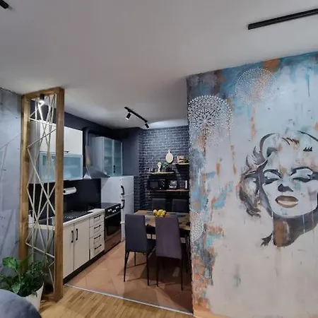 Marilyn Lux Apartment Skopje Exterior foto