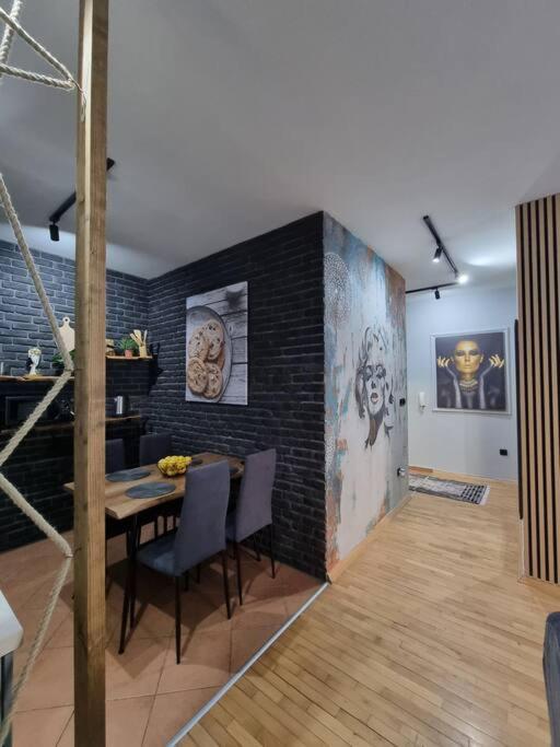 Apartment Marilyn Lux Skopje