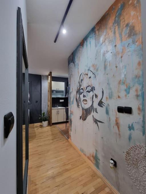 Apartment Marilyn Lux *